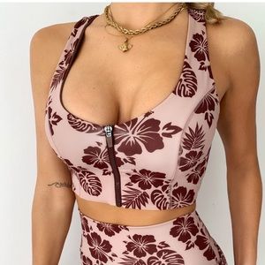 Flow crop top workout top